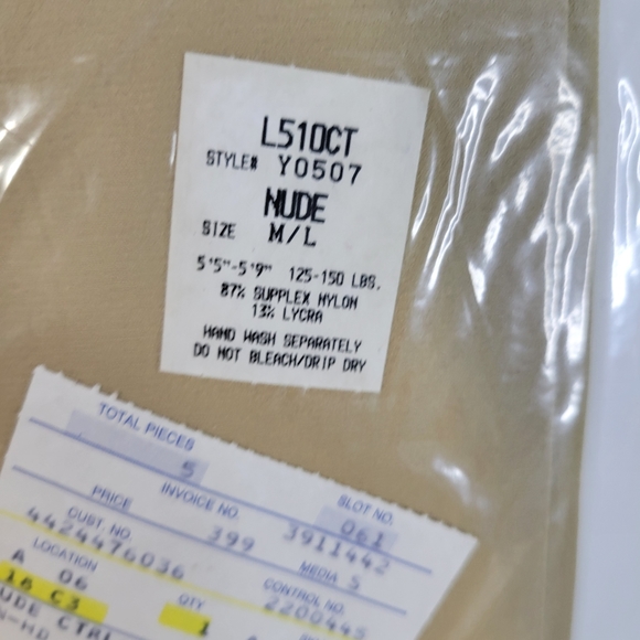 Womans 3 Pairs Corinna Hosiery by Newport News Nude Wine Gray Size Med/large - Picture 6 of 11